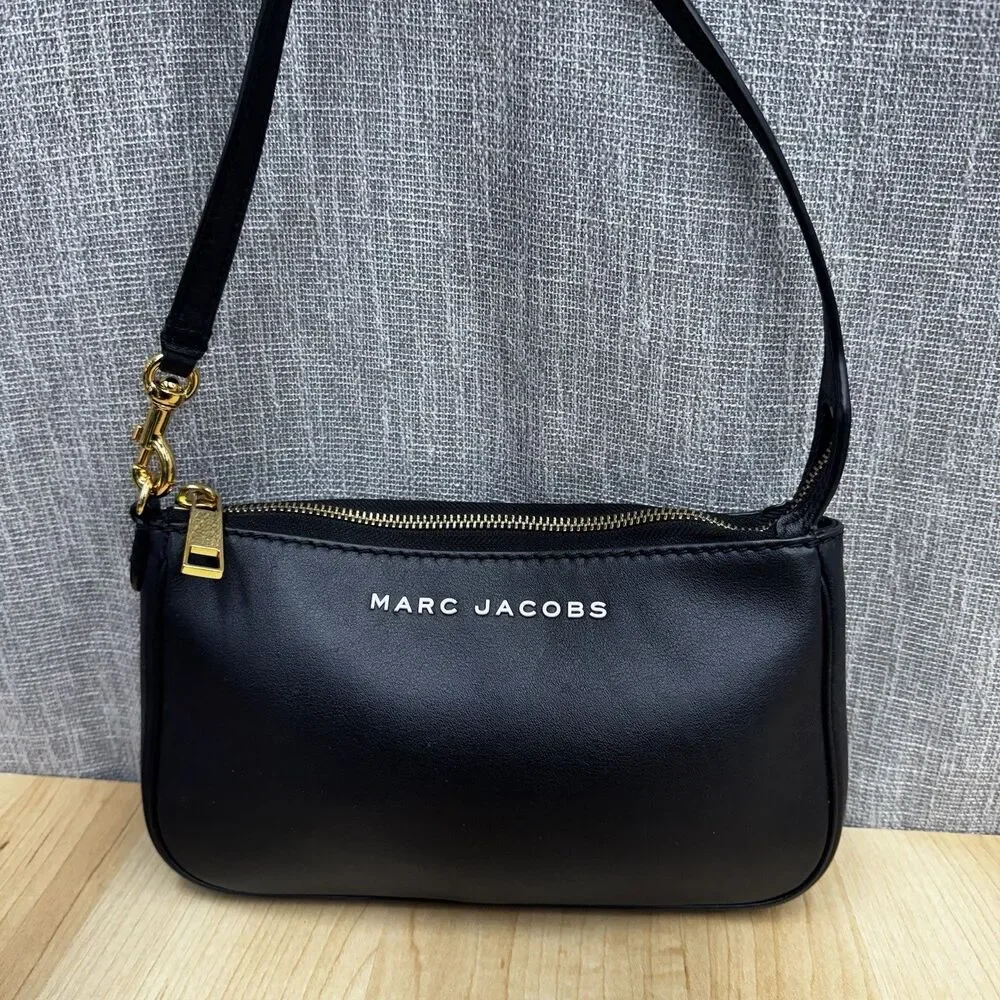 Marc Jacobs brand marc